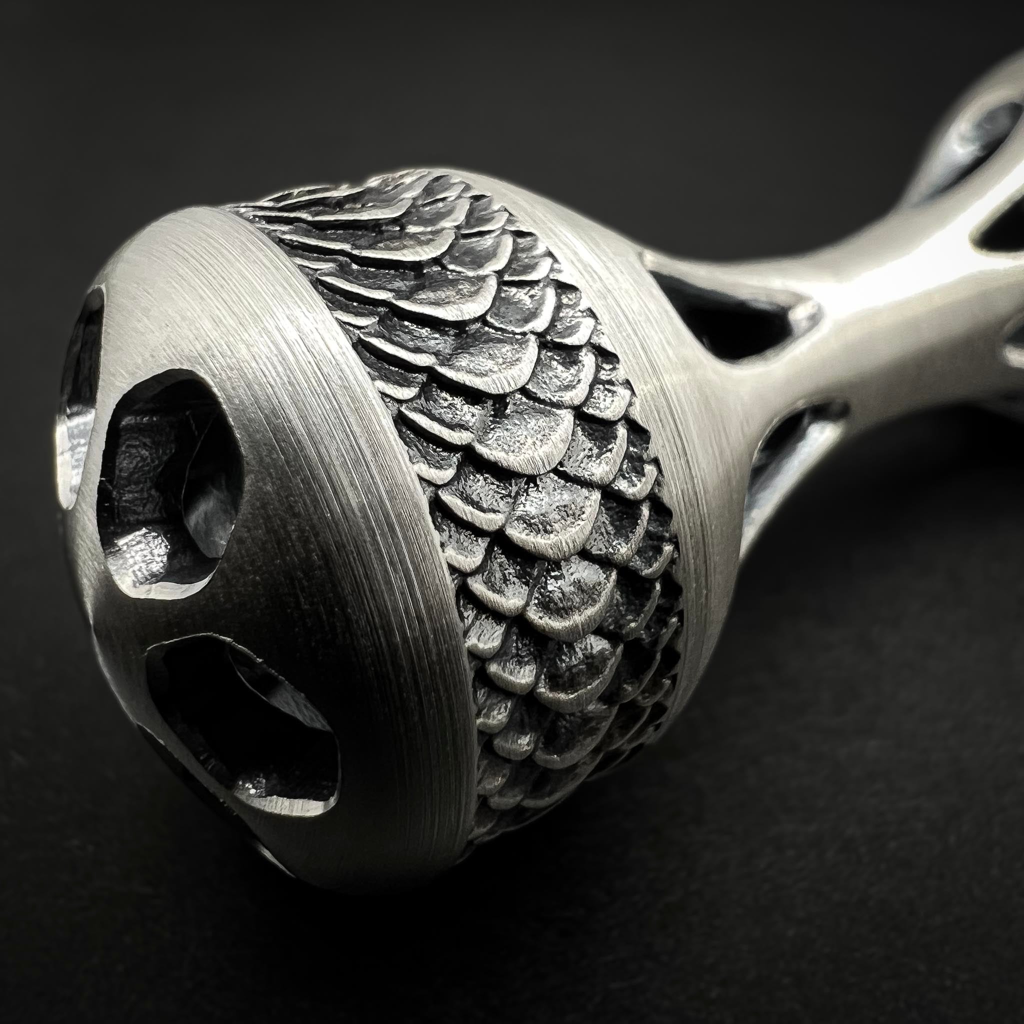 Cascade Knuckle Roller - Venom Edition - Brushed Sterling Silver