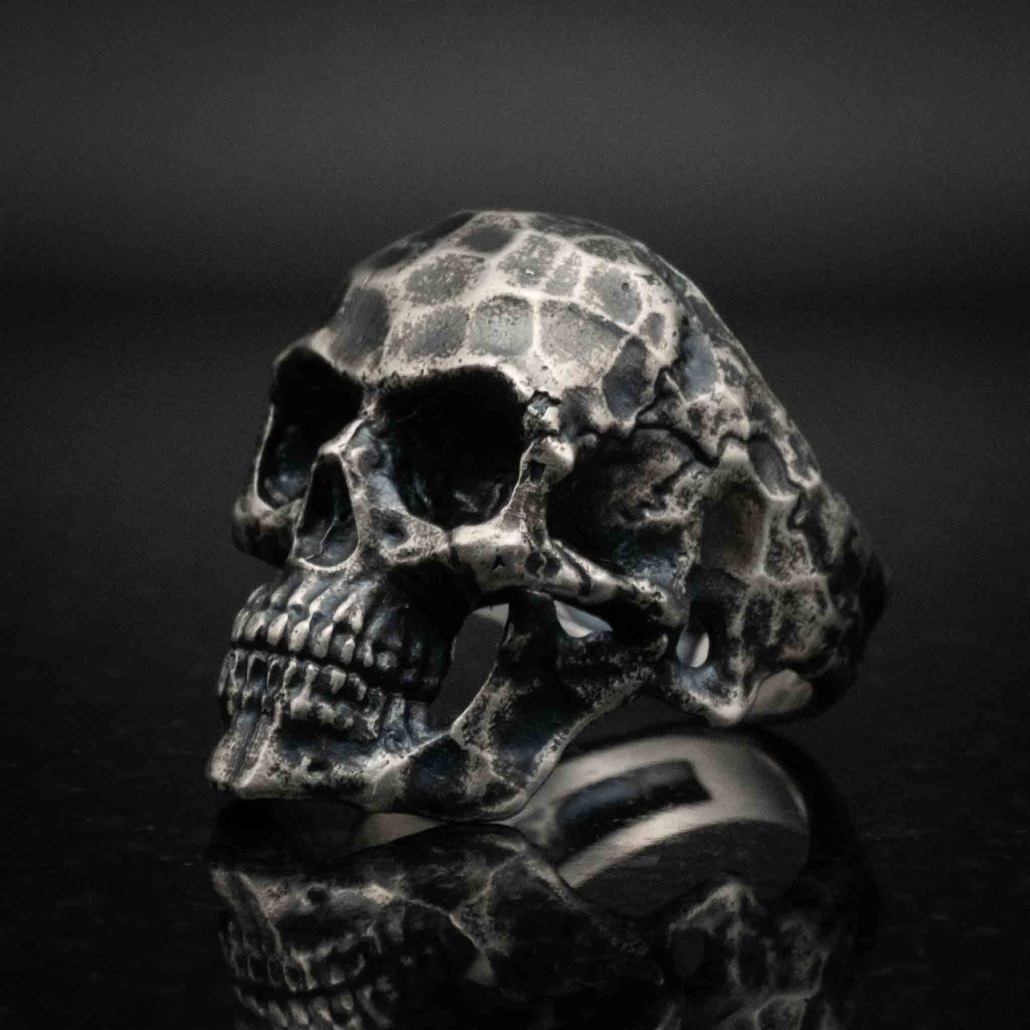 Flint Skull Ring - Sterling Silver
